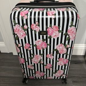 Betsey Johnson hard luggage floral 28 inch large pre-loved